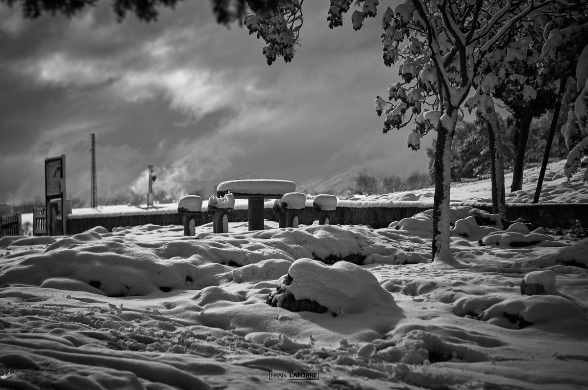 Fran_Latorre's tweet photo. PARTE 4

❄️❄️Nevada en Pegalajar. ❄️❄️

#CAPTUREONE12 #LIGHTROOM #ADOBE #PHASEONE #FOTO #JAEN #ANDALUCIA #ESPAÑA #NIKON #50MM #BOKEH #PHOTO #PEGALAJAR #NIEVE #SNOW #GLORIA #BORRASCAGLORIA https://t.co/7sfbXHmfjB