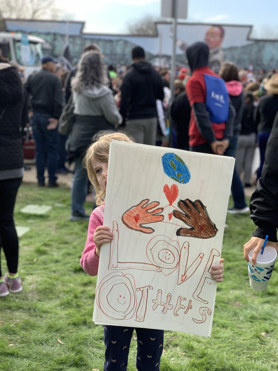 BekahMcneel's tweet photo. 5yo has been looking forward to this day for weeks. Made her own sign. Marched as far as she could. Felt feelings. Heard words. #MLKmarchSA https://t.co/l4FUGZoB5w