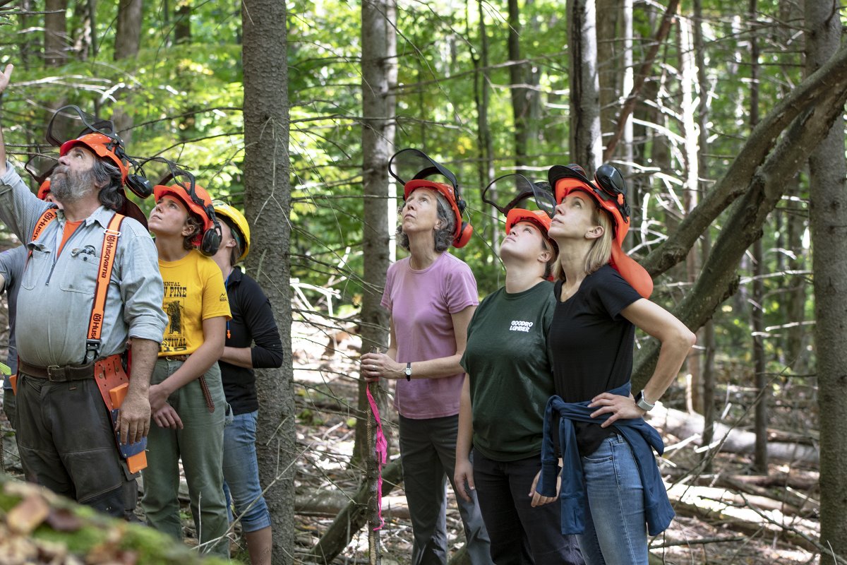 VTForestSummit's tweet photo. Women are responsible for 38% of #Vermont’s forested land. The new @WomensWoodlands Network aims to educate & empower female landowners. Link to full story: https://t.co/7KGffqXSxk. #gameoflogging #forestproud #vermontwood https://t.co/t6ZpnzsPk2