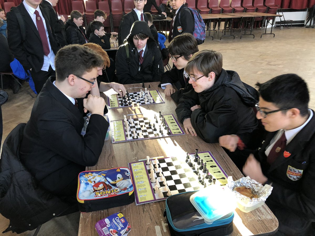 OnslowStAudreys's tweet photo. Inter- house Chess tournament is underway for 2020! ♟@robertbird1978 https://t.co/ZeLtLZgjkV