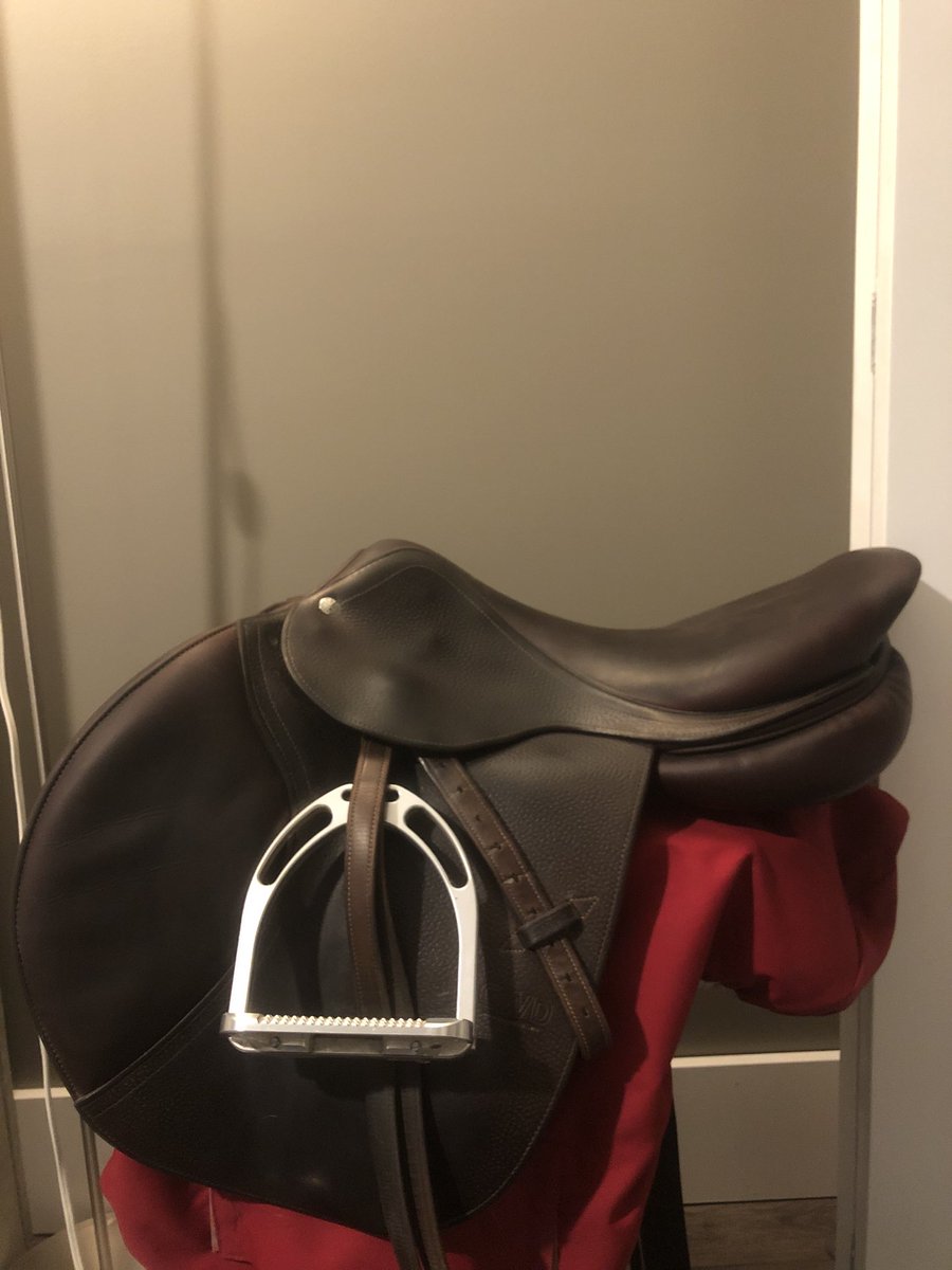 thepoorrider's tweet photo. Selling my CWD if anyone is looking :) https://t.co/9PEuZLyjx9