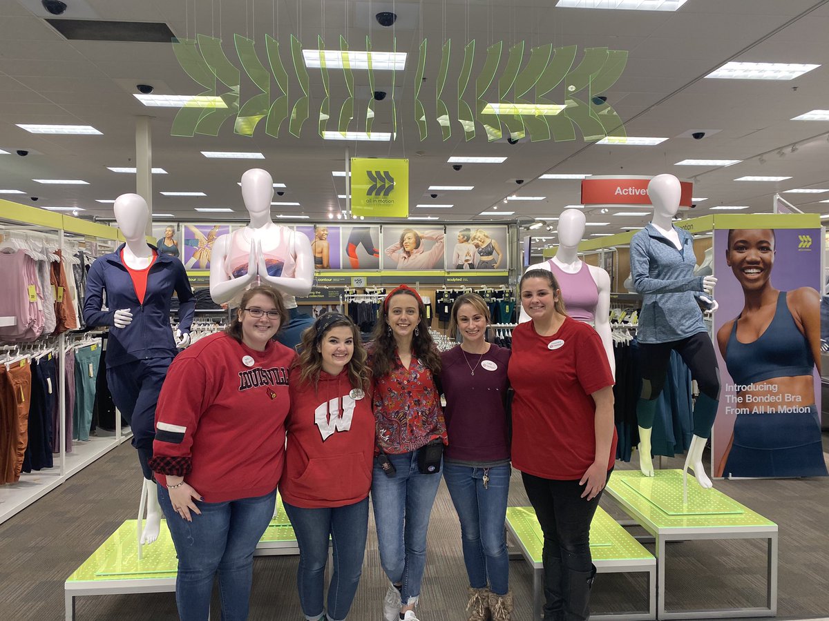 maddspresto's tweet photo. I’m proud to announce, as of today I have been promoted to Style Team Leader at #T1534 !!!

Im also so proud of my team for yet another successful brand launch #allinmotion  #DBO’s #target #worksomewhereyoulove @HorvathSeth https://t.co/iljQXUR67N