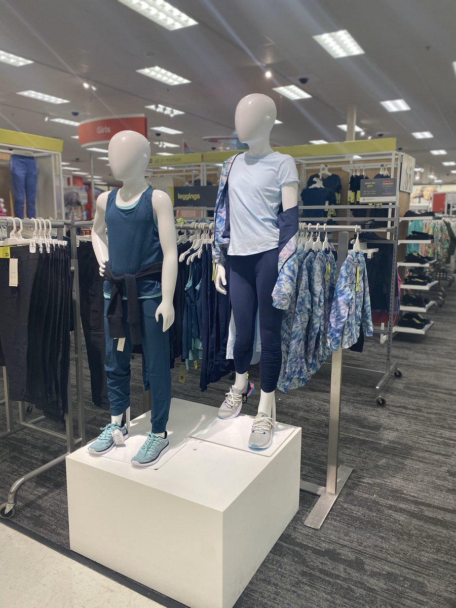 maddspresto's tweet photo. I’m proud to announce, as of today I have been promoted to Style Team Leader at #T1534 !!!

Im also so proud of my team for yet another successful brand launch #allinmotion  #DBO’s #target #worksomewhereyoulove @HorvathSeth https://t.co/iljQXUR67N