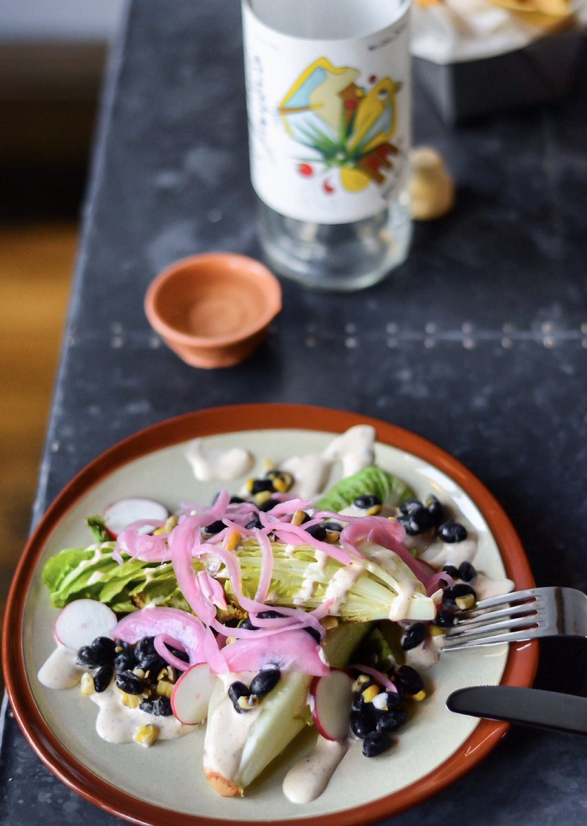 it’s always a good idea to start the week with something salad-y 😇 #mezcalmonday #ensalada