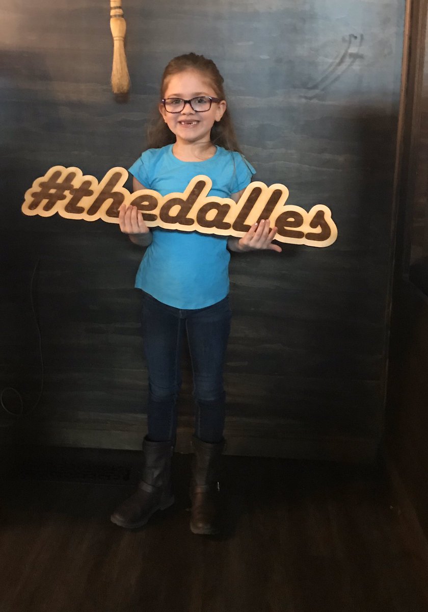 broadwaysaloon's tweet photo. @bloggerbabesrt Could you please mention us and help us win this?  1 day left to vote for #thedalles bring the @smbizrevolution to our small Oregon town. We need 1 million votes today!  https://t.co/2sCulhShiF share this tweet and share the LOVE https://t.co/unyRQ4mAR1
