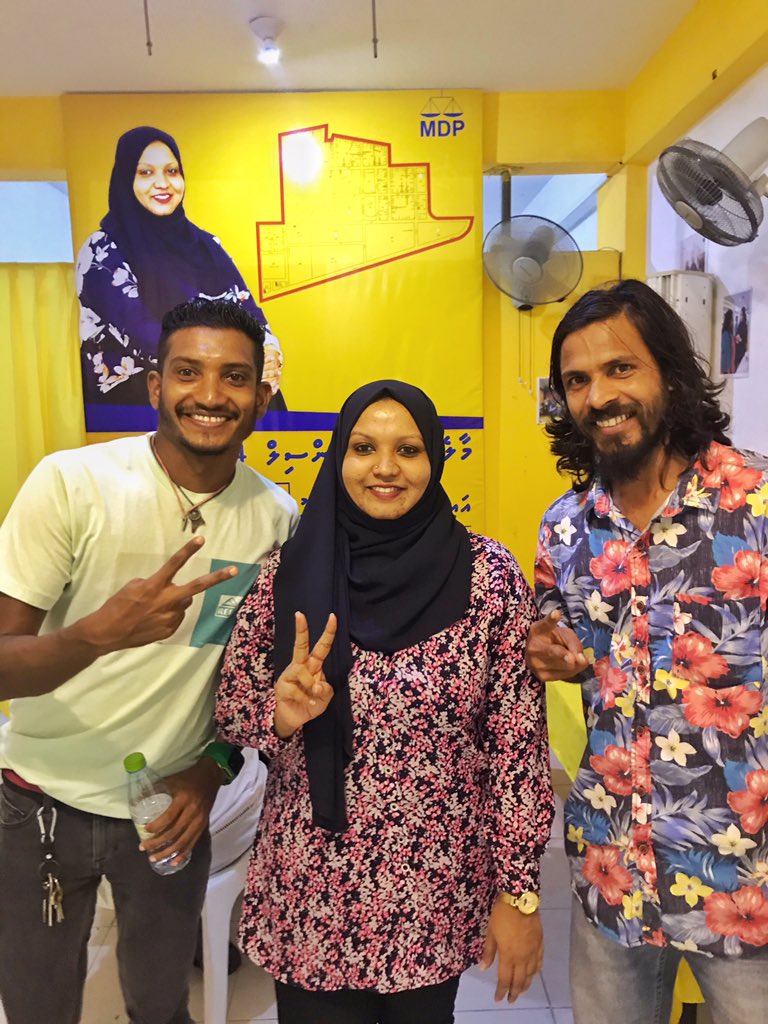 ahmedfaisal3023's tweet photo. އައިމިނަތު ރިޝްފާ އަހްމަދު
ކެންޑިޑޭޓް ނަންބަރު 2 ✅
ކައުންސިލް - 4
#LCE2020
#Rishfa2020
#LaamarukazeeRaajje
#IsnagaaAnhenDharin https://t.co/1FHITrLKvC