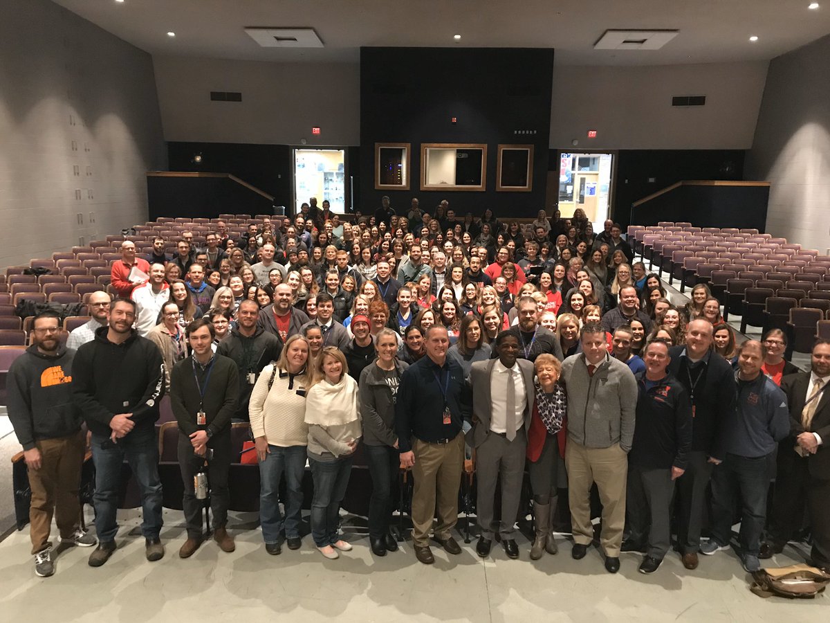 ChapesFamily's tweet photo. We loved having @newfrontier21 at @MasonHSMasonMI today!  An already great staff taking steps in the PLC process to become even more amazing!  Thank you, Dr. Muhammad, for pushing us and teaching us today.  You were wonderful!  #PLCTatoosForTheWin #MasonPublicSchools https://t.co/Xw2u3PwEvN