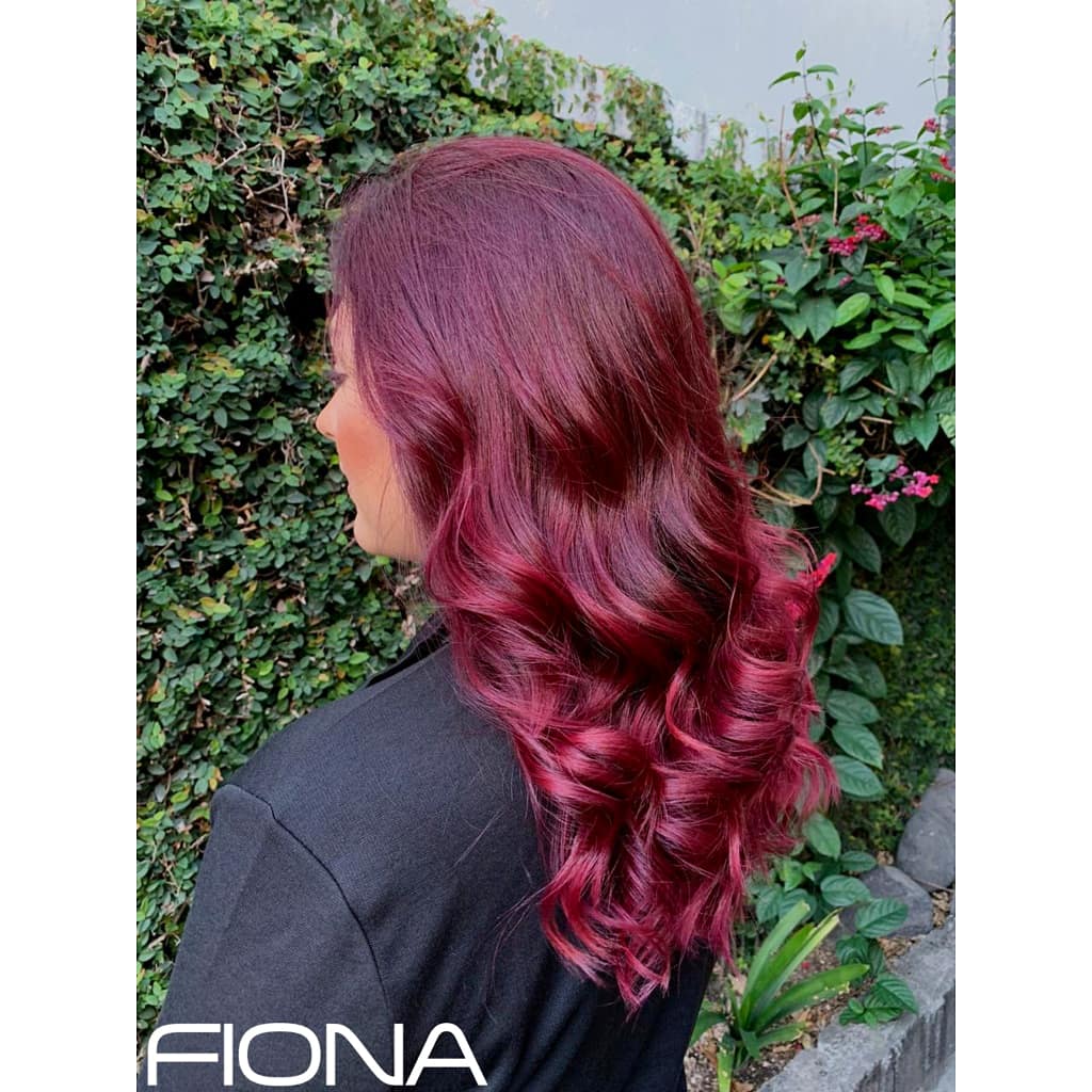 SalonFiona's tweet photo. Peace, Love & GREAT HAIR. πππ
Colour and cut by : @sofi.alarcon
-
-
-
#salonfiona #fionateam #fionahair #amazing #balayage #colour #tint #merlot #aubergine #color #tinte #degrade #getthecolor #getthelook #amazingcolor #master #loveit #FamiliaFiona https://t.co/8GQbWqcDM7