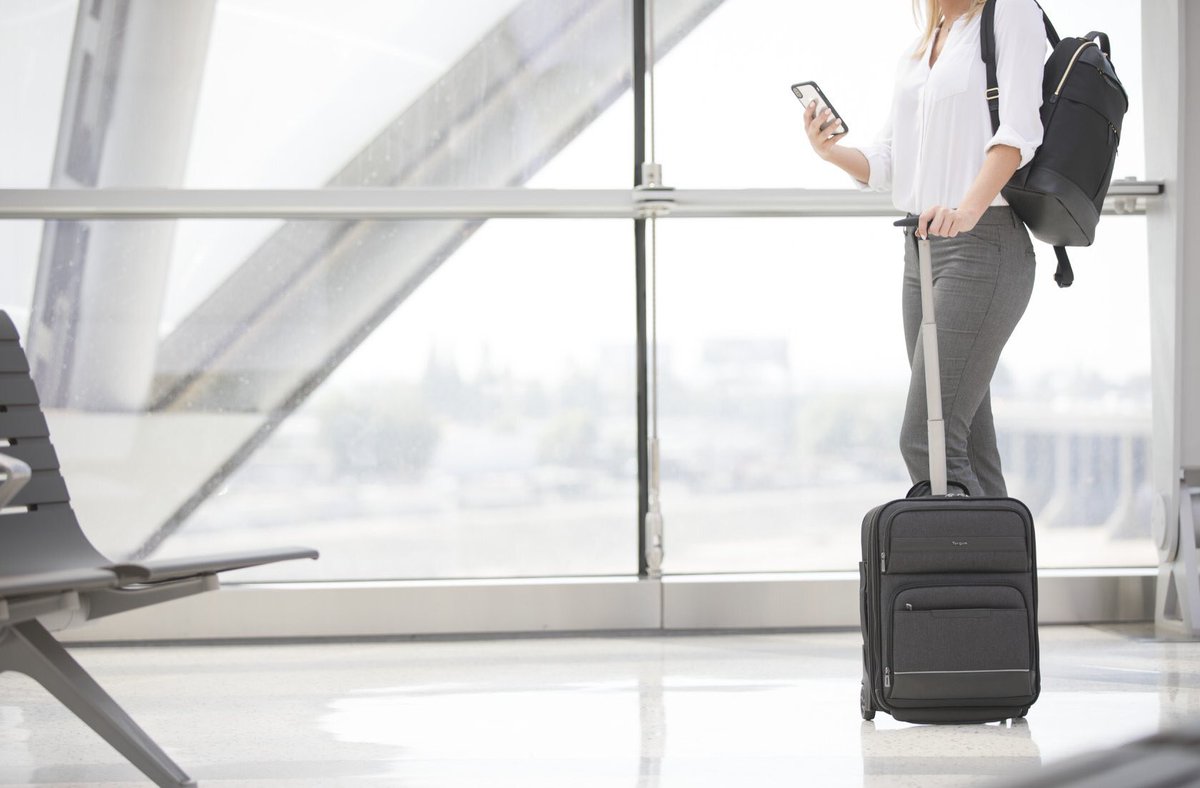 Muévete sin esfuerzo a través de aeropuertos y reuniones de trabajo con nuestras maletas roller. Conoce nuestros modelos en Mercadolibre en la sección de tiendas oficiales Targus: 
Chile ➡ bit.ly/2Ecuvz8