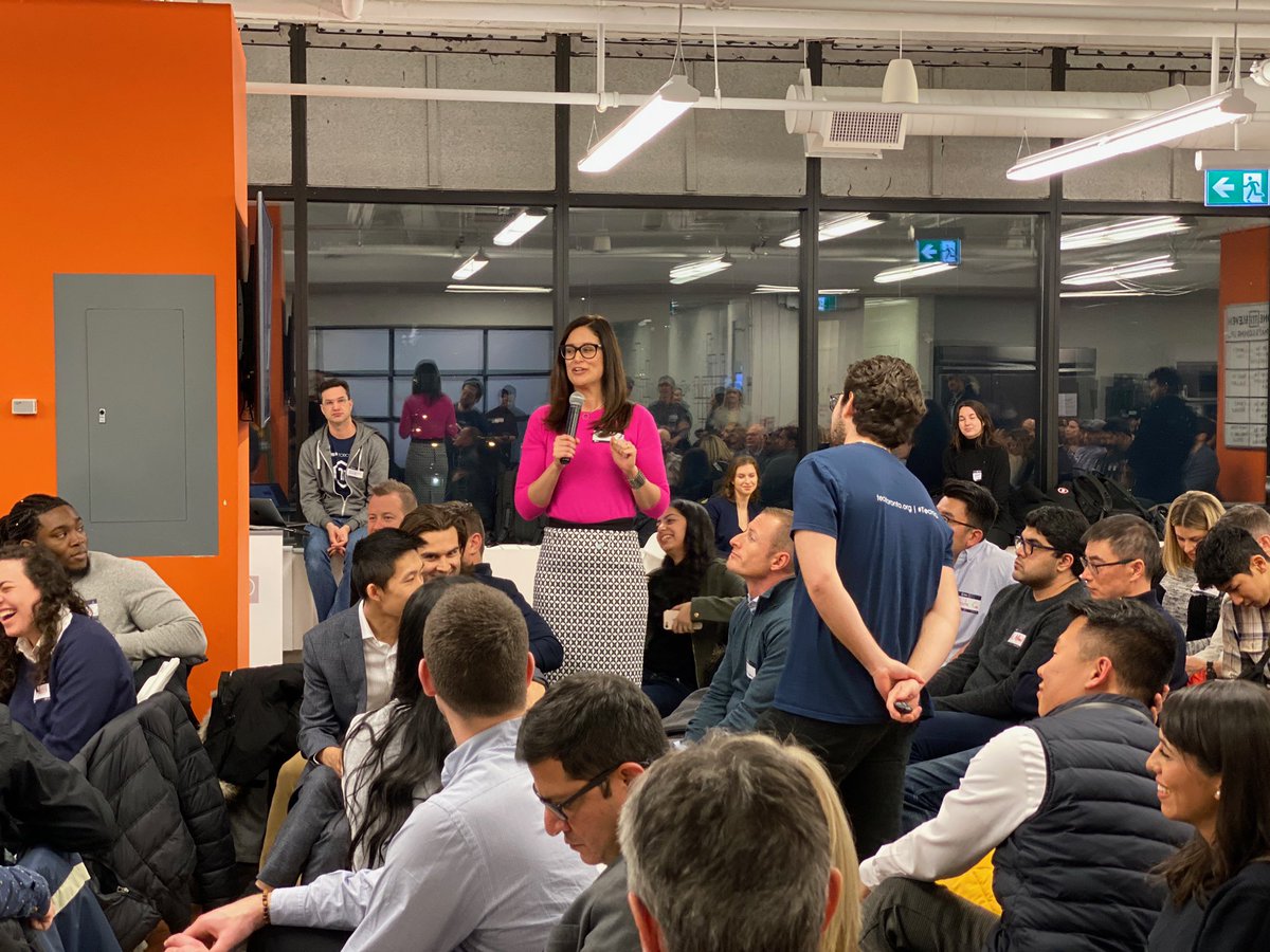 fastspringIQ's tweet photo. The passion is real 🔥 and the energy is contagious 👏 We love the community open mic! #TechTO #SalesTO https://t.co/1qfWnsodcP