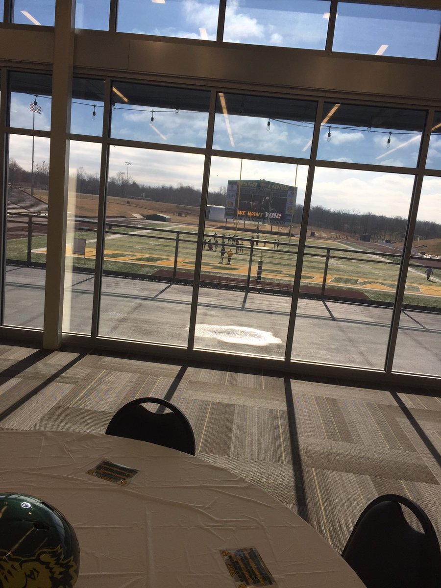 Committed!! 💚💛 <a href="/FBCoachCarlo/">CoachCarlo</a> <a href="/CoachChris_Roll/">Coach Chris Roll</a> <a href="/LPAthleticDept/">Lake Park Athletics</a> <a href="/EDGYTIM/">Timothy “EDGYTIM” OHalloran</a> <a href="/kevin_schmit/">Kevin Schmit</a> <a href="/DeepDishFB/">DEEP DISH FOOTBALL</a>