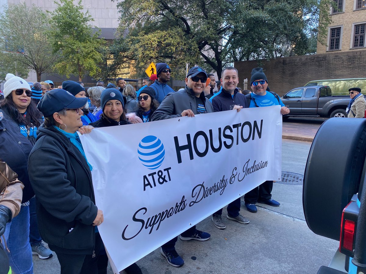 STXspeaks's tweet photo. Amazing turnout from our AT&T - Houston employees at the MLK Day Parade! Over 100 employees & family in the parade - Thank You all for participating! #BelieveHouston • #LifeAtATT • #WeAreSTX • #MLKDay2020 https://t.co/g6Wc4cQfrF