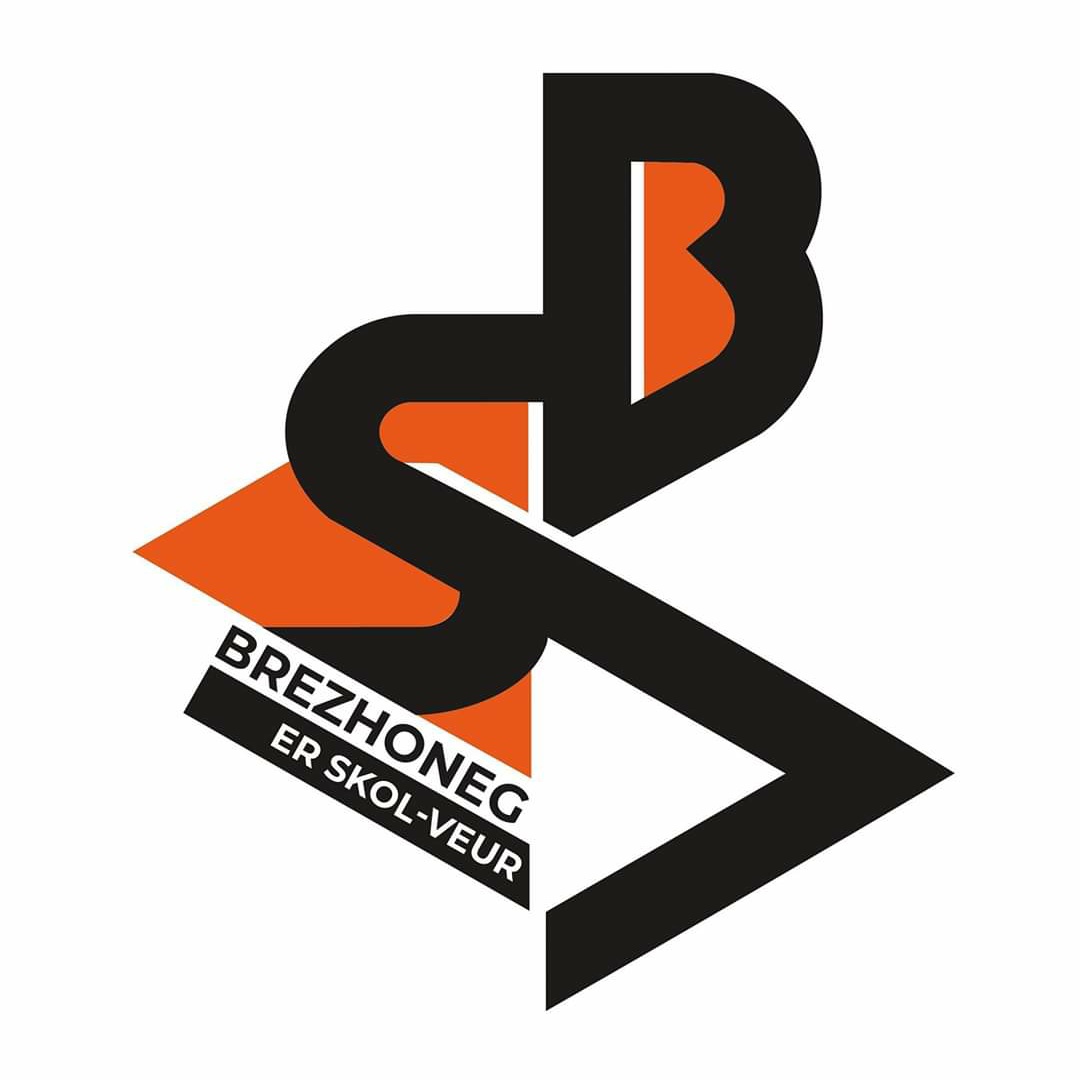 #NewPP Skeudenn-profil nevez ! #emojibzh #GwennHaDu