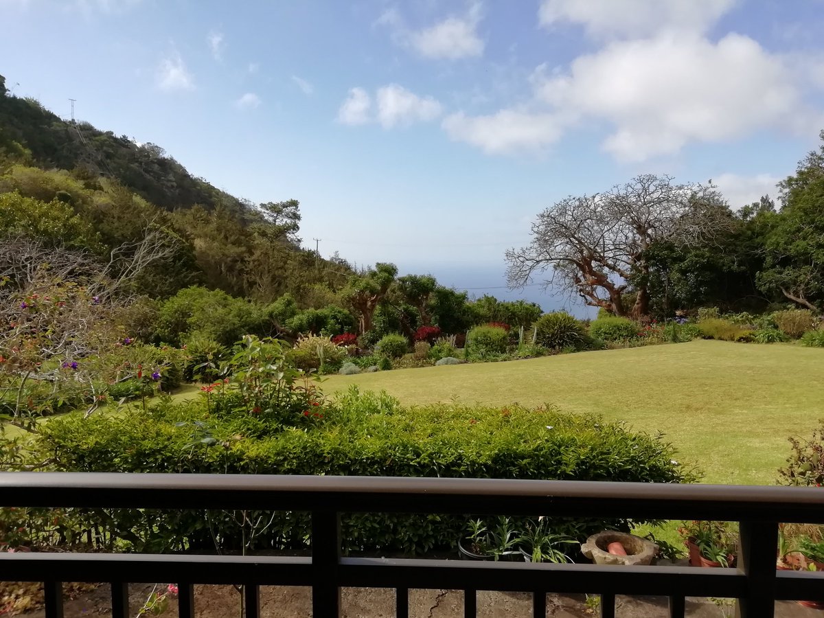 hike_st's tweet photo. Planning your trip to #sthelena? Accommodate is available in the St Pauls area, Lower Farm Lodge double bed with ensuit. Suitable for a couple. 
For more information email belindathomas198416@gmail.com 
@sthelenatourism 
@sainthelenainfo https://t.co/7OrrrwZdrf