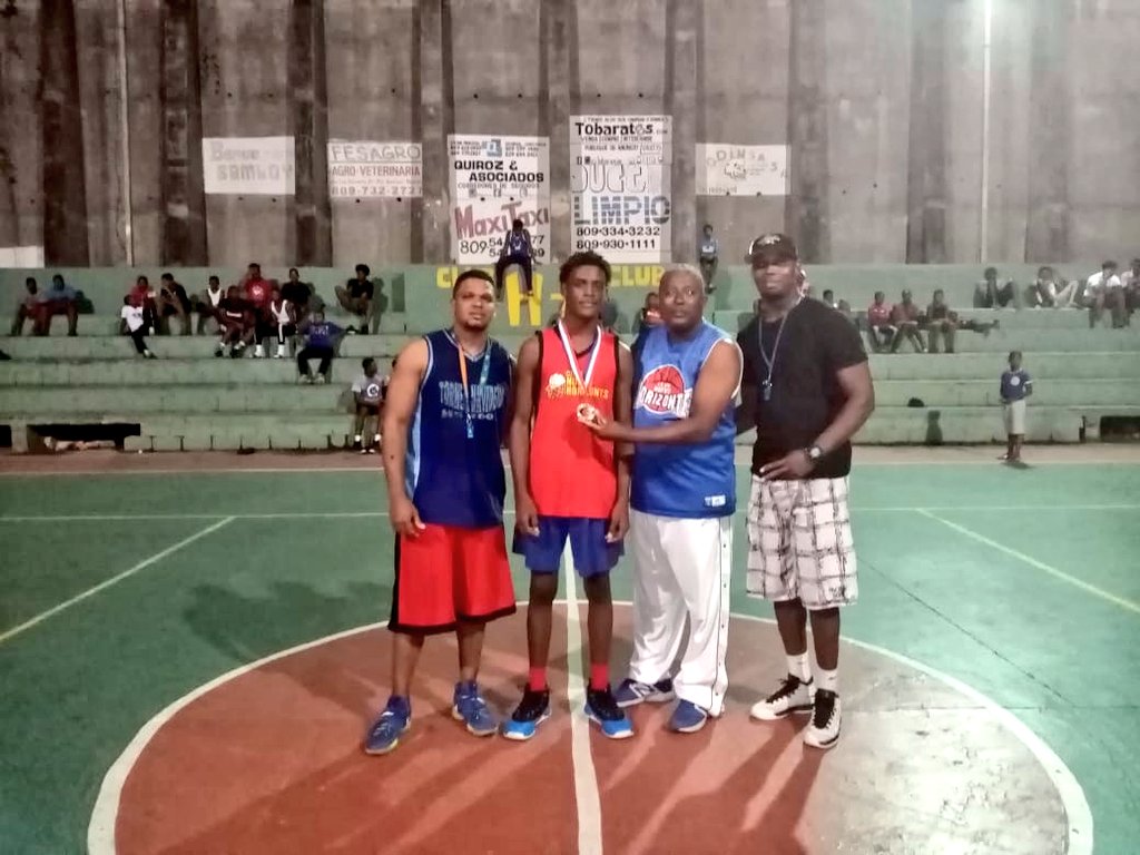 joelramirez2105's tweet photo. Torneo u-19 club nuevos horizontes https://t.co/BsfMqskXuO