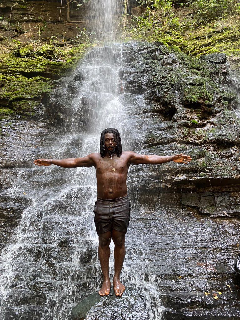 tetebotankali's tweet photo. This is the dream u wish to touch.... An African Future Sorrow touches not #obotan #nature #spiritualawakening #spirituality #tetebotanNyame #asaseyaa #rockoflove #rockofages #tetebotankali > CUP OF BLISS > Sorrow touches me not https://t.co/NpOrrNoZdt