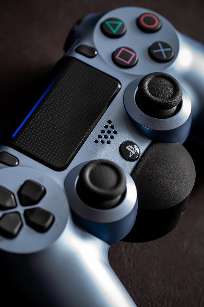 More buttons? More buttons.

The DualShock 4 Back Button Attachment is available now: play.st/DS4BackButton