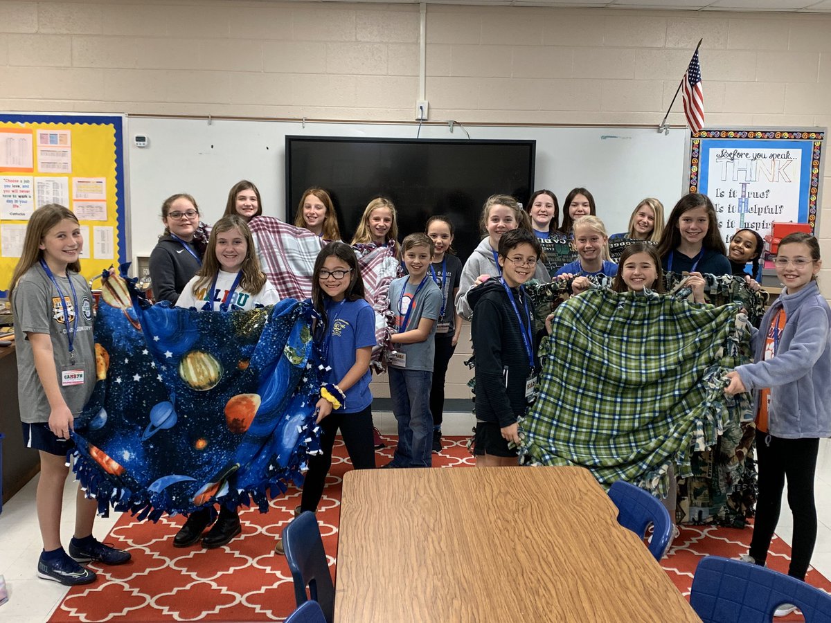 chpinckneyelem's tweet photo. Today, we celebrate the life and legacy of Dr. Martin Luther King Jr! A man who stood for love, courage, peace and humanity. A person who made helping others his first priority! With that mindset, our Ambassadors have been hard at work this month making blankets for hospitalized https://t.co/QoRHHNDUs8