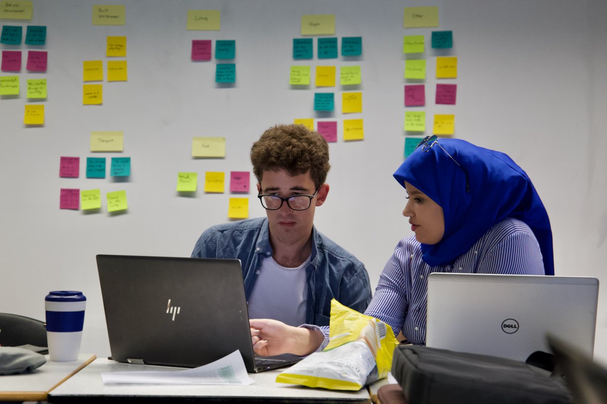 globaljx's tweet photo. The first working day of #MoroccoinOz20 found the Moroccan #CAAR delegates at @Deakin for a seminar with their Australian counterparts from #OzinMorocco19. Together, the delegates resumed work on collaborative projects they began in Morocco.

(@moroccoinaussie, @DeakinArtsEd) https://t.co/KP2zp4mD2U