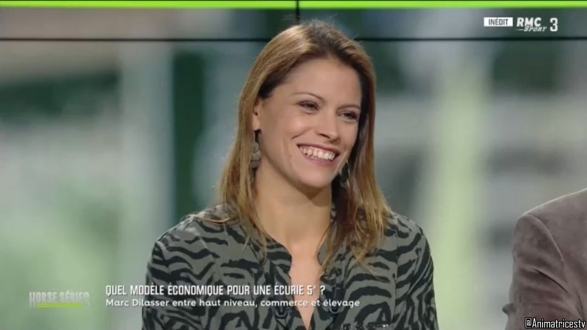 Animatricestv's tweet photo. La beauté, le sourire, la gentillesse et le talent de @MCostabadie sont de retour dans mon écran pour #horseseries et le moins que l'on puisse dire, c'est que je ne suis que joie !!! 😍😊💕💞💖💘❤️💗😘 https://t.co/5gBIwSHnAV