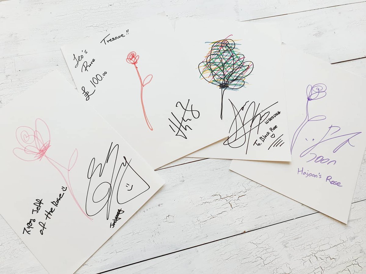 amandarachlee's tweet photo. BLACK ROSES! 🌹🖤 I'm giving away the signed rose drawings that @TheRose_0803 drew in the challenge video! RT this tweet and reply with your fave song by them &amp; your bias! ☺
Make sure you check out the full video if you haven't already! https://t.co/jx7NLYssEm https://t.co/tINAY9FUsv
