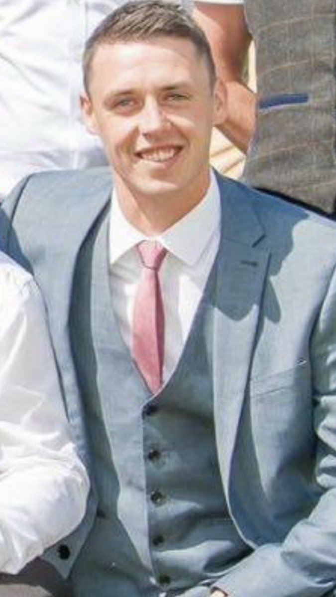 philclarkson20's tweet photo. Meet the new face of Cloughton cricket club 👍👍dovey pump it up Cloughton going up @CcCloughton @SN_Sport @realDonaldTrump https://t.co/OpEpCIZAUH