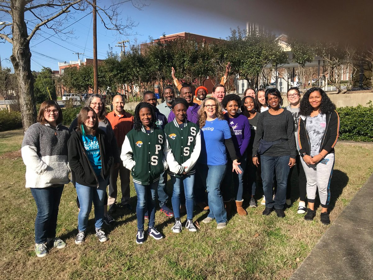 Today's group of volunteers were incredibly engaged and connected, and used their creativity and skills to help us clean and re-organize. THANK YOU all!  <a href="/UWPiedmont/">UWPiedmont</a> #liveunited #UWPiedmont #UWPvolunteer #MLKDay #DayON25