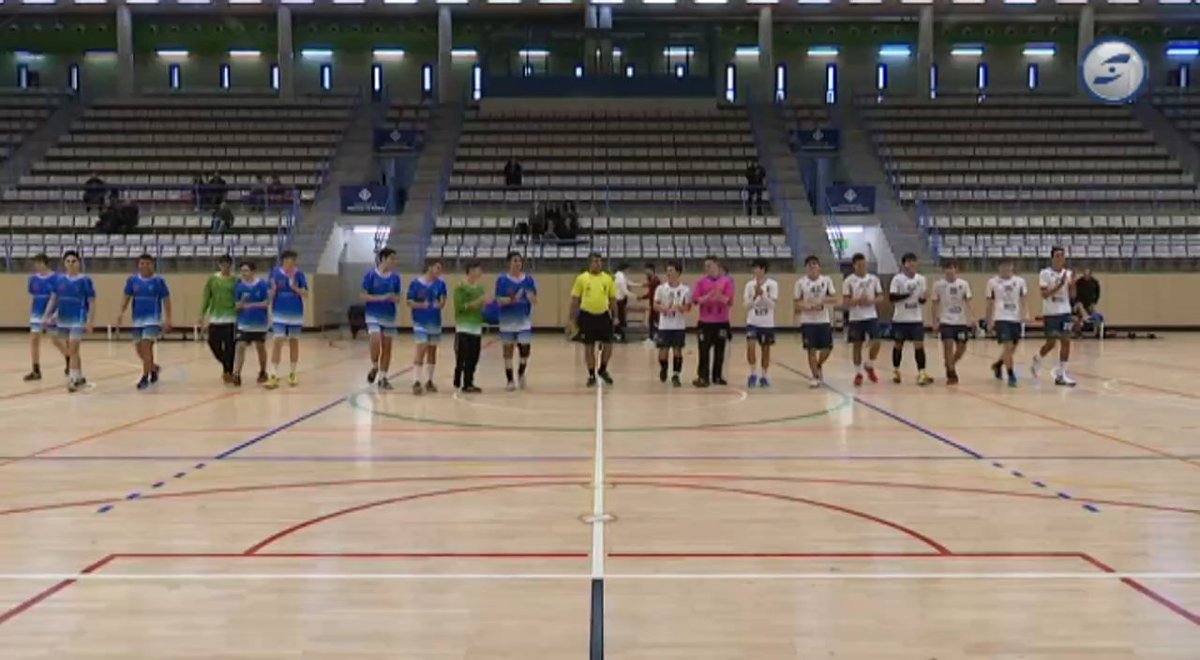 blauesports's tweet photo. 🎥🤾♂️ #LaBaseCB Resum Juvenil @CHVNG1978 Blanc – @BMEsparreguera #handbolcat @FedCatHandbol
https://t.co/7jG5fmWvbr https://t.co/Djuf7N1Zn7