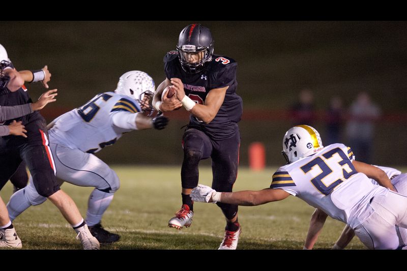 SauconAthletics's tweet photo. #2 - "The Catch" (8-0) vs (8-0) https://t.co/SAB57tKT7C  #SVPanthers https://t.co/51IhbilHBk