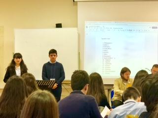 IES_FGL's tweet photo. Muy orgullosos de los alumnos de 3° ESO del #IESFGL por su excelente papel en la Conferencia de #globalclassrooms el pasado viernes. ¡Gracias, @innovacion_edu por esta gran oportunidad! #debate #english https://t.co/TgaSwQjlFt