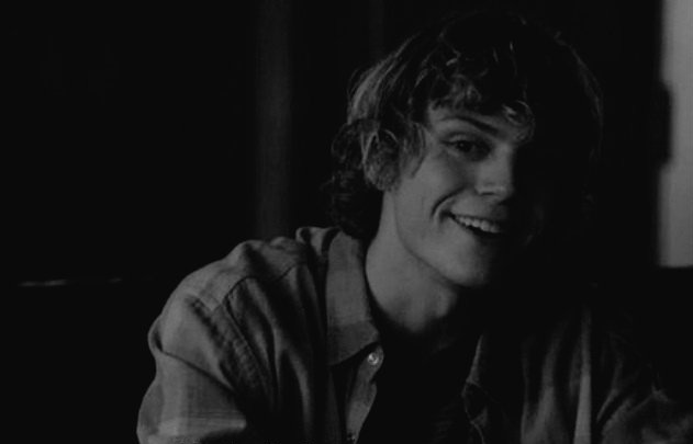 Happy birthday my love evan peters. 