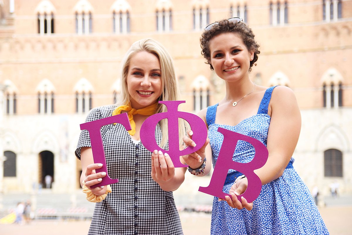 There are so many beautiful places to see and visit in the world – why not start with Italy! With <a href="/SelectFlorence/">Select Study Abroad</a> you’ll be strolling through the streets of an Italian city in no time, while also earning college credit. Apply today at SelectStudyAbroad.com/Gamma-Phi-Beta! #GammaPhi