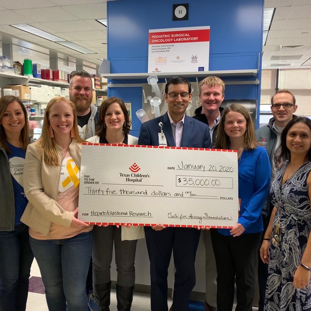 OwlsForAvery's tweet photo. Our Board was so thrilled to present this donation to the hepatoblastoma research team at @texaschildrens today! The projects they r working on look very promising and we will keep everyone updated on their progress. Thanks to all of u who supported us in 2019 #childhoodcancer https://t.co/u8yUpYd7HN