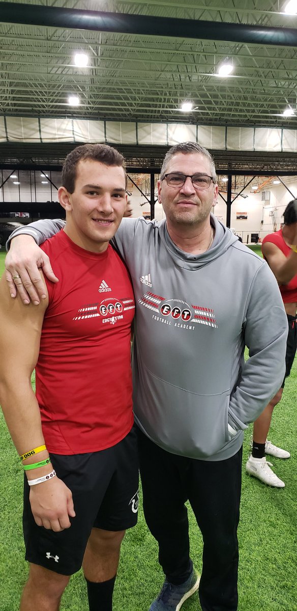 EvanRoper50's tweet photo. Big day at MLK underclassmen showcase.  Thanks EFT and Elias for a great experience #EFTfootball #EDGYTIM https://t.co/DhVF6FcjJA