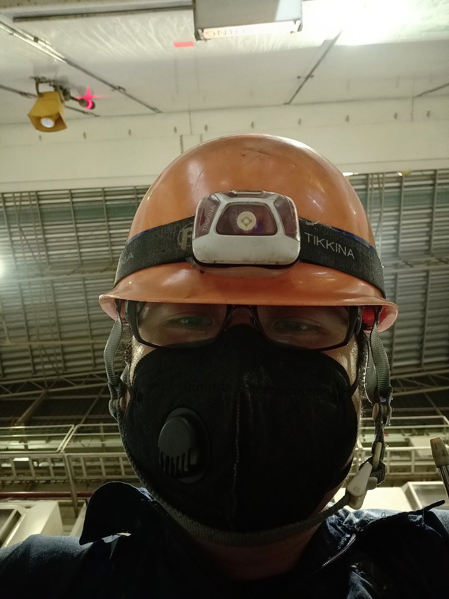 Issarinit's tweet image. งานเข้าเวลานี้ ตรูง่วงงงงง✌😷✌