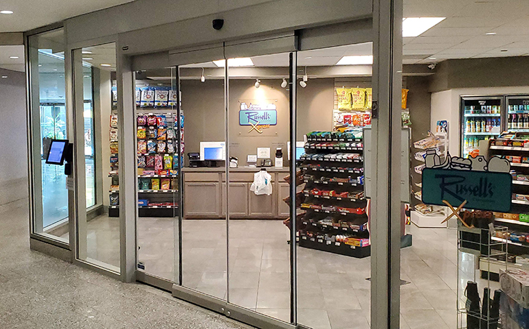 CStoreDecisions's tweet photo. Micro marts are appearing in office buildings, fitness centers and as small, stand-alone, self-service convenience stores offering a limited SKU mix to customers in an autonomous checkout environment.

Is A #MicroMart Concept Right for Your Business? https://t.co/Rd13LAs01O https://t.co/mQaEzbdLzE