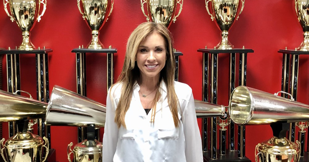 KendraScott's tweet photo. When you convince yourself you could be on Navarro Cheer because you wear an Elisa necklace just like Coach Monica Aldama... #CheerNetflix https://t.co/OXwJZ9AEDN