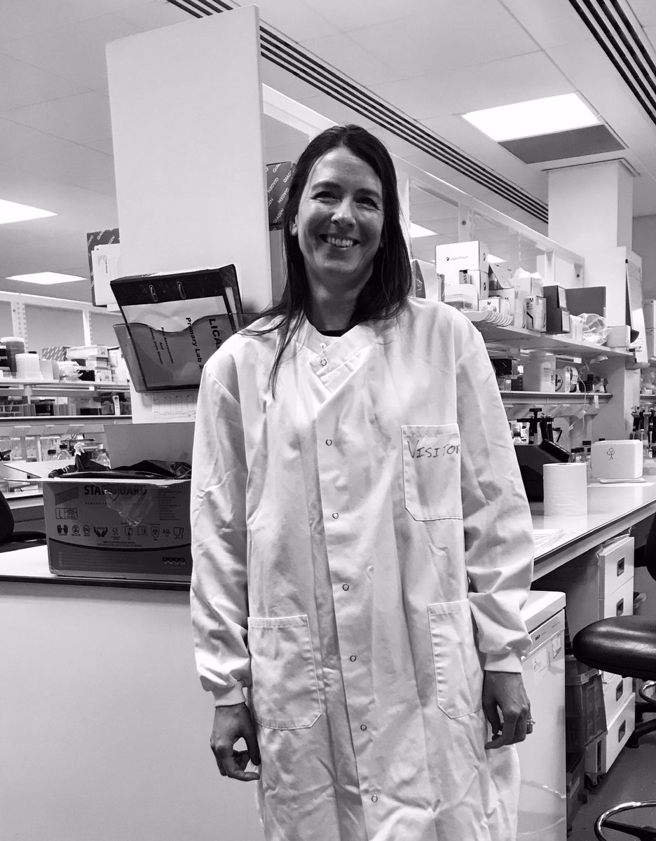 izzybizzywizzy1's tweet photo. I even got to get a lab coat back on and cast longing glances at a mass spectrometer #innergeek #missscience https://t.co/0rvmg0uWV8