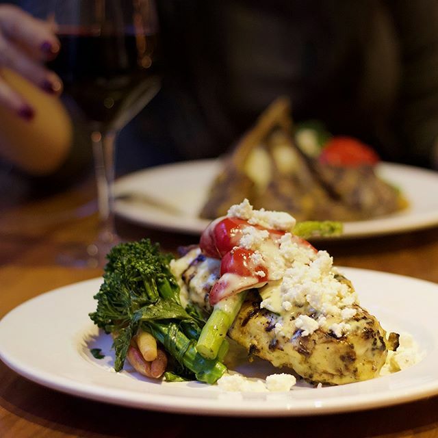 VPSTEAK's tweet photo. Enjoy a delicious meal with us during Happening Gourmand and receive a 2 for 1 at the Old Port ice-skating rink. ⛸️
👉 Book your table now: #LinkInBio
📸: @lecuisinomane
-
Savourez un délicieux repas avec nous pendant Happening Gourmand et obtenez un 2… https://t.co/2KYGLpdcLt https://t.co/pirmWIspF5