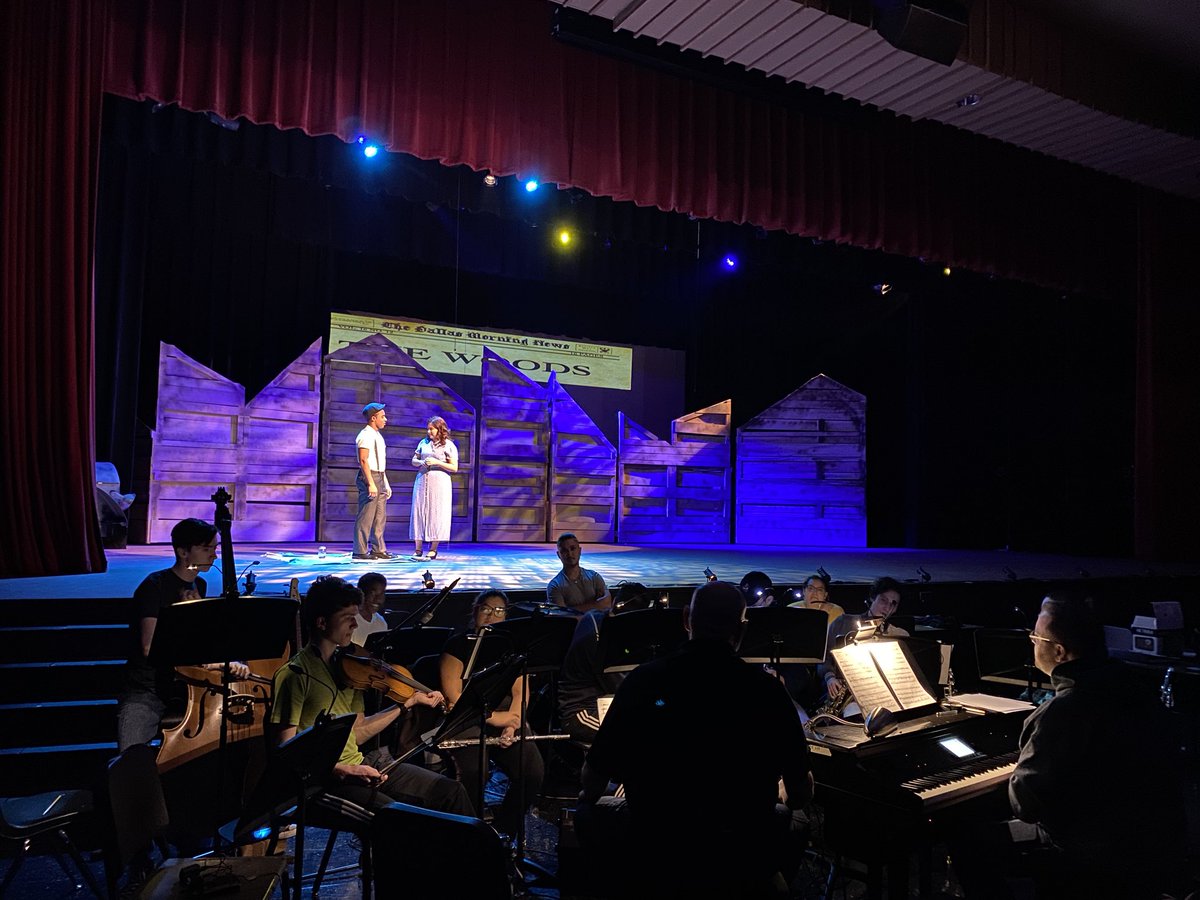 VikingTheatreCo's tweet photo. Having a live band always makes a show! Especially an award winning @DullesBand. @DHS_Vikings https://t.co/WqQ9RCE4gP
