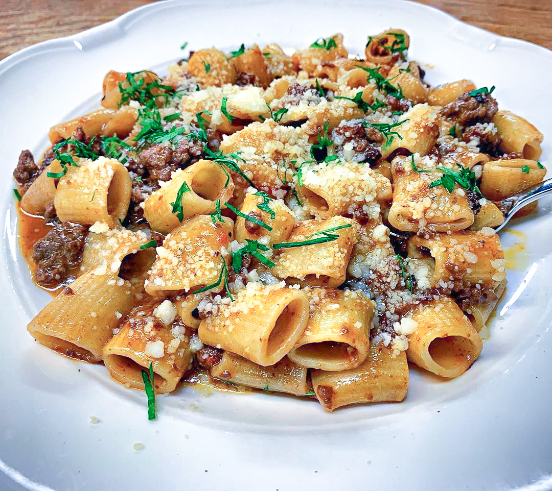 NicoOsteria's tweet photo. Making the most out of a Monday.
π· @pitts_motions
#NicoOsteria #Rigatoni #bolognese #eaterchicago #eater #buzzfeedfood #312food #312eats #chicagofood #chicagoeats #chicagofoodauthority #infatuationchi #infatuation #eeeeeats #alwayshungrychi #chicagopasta #NicoEats https://t.co/PtFMy4Vxgm
