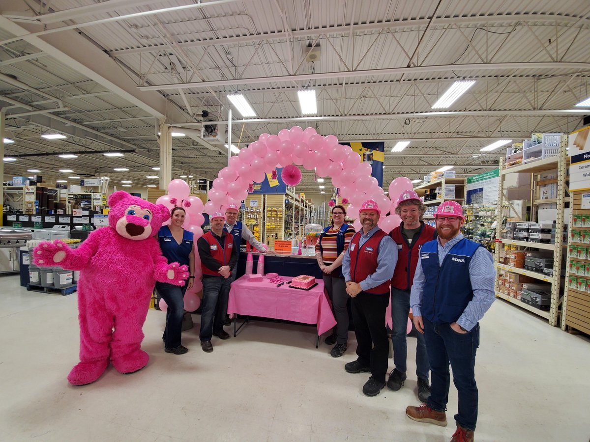 LowesCanadaCorp's tweet photo. Our 2020 @HairMassacureNA campaign has started at our 33 @RONAinc and @Lowes_Canada corporate stores in Alberta, and our Calgary distribution centre.
Stop by a participating store to donate and help us make a difference in sick children’s lives.
@Childrens_Wish #TERRYFOXPROFYLE https://t.co/e5YlXERX6z