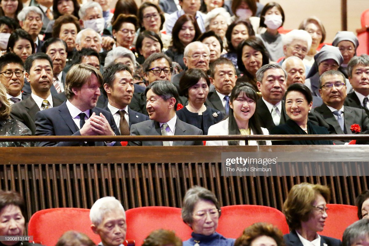 皇嗣詐欺及び皇女詐欺に抗議します 朝日 後から写真が追加されるかと思ったら そんなこたあなかったね いつまでこんな程度の低い嫌がらせを続けるんだろうね いっそ 朝日の皇室報道は秋篠宮家に特化します って宣言して 一切関わらないでくれた