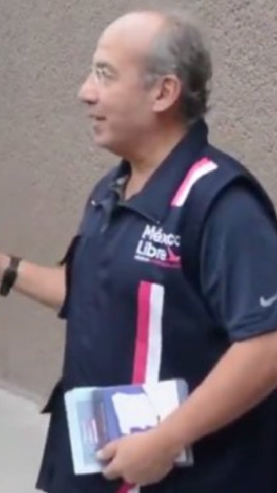 JanettePoncede3's tweet photo. 🔊Mi pregunta es muy seria!!

SE TIENE EL DERECHO, A PEDIR GENTE HONESTA PARA FORMAR PARTE DE UN INTENTO DE PARTIDO, DIRIGIDO POR EL HOMBRE MÁS DESHONESTO QUE HA DADO EL PAÍS?

Con todo respeto el señor carece de HONESTIDAD, PRINCIPIOS, ÉTICA, MORAL, Y VALORES

Cómo se atreve??😥 https://t.co/SDHrcIwYpG