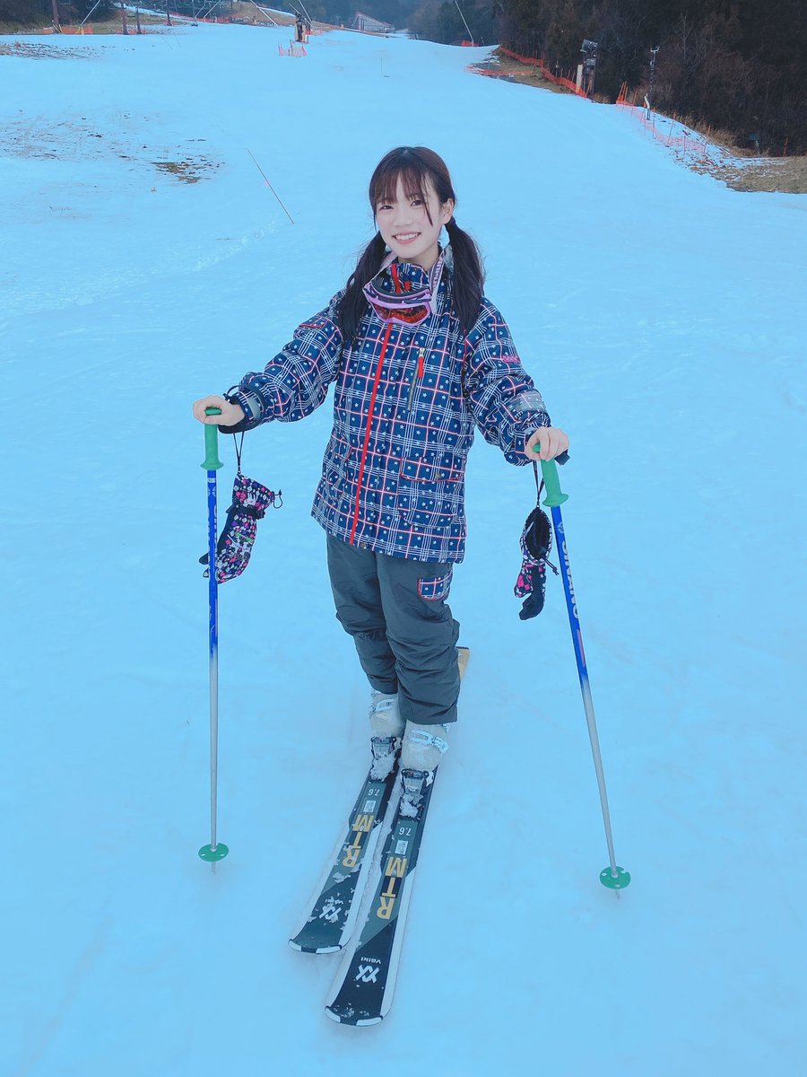 Ske48は君と歌いたい En Twitter きょう1 21 火 21 54放送 松本慈子 さんと 西満里奈 さんが郡上市の めいほう スキー場 でゲレンデdjの男性と出会い 大切な歌を教えてもらいました 少しですが 2人がゲレンデを滑るシーンもありますよ お楽しみに Ske48