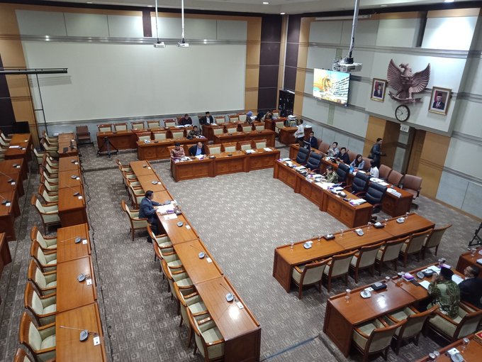 wikidpr's tweet photo. #kom3 Adies Kadir 
@fraksigolkar
 #jatim1 membuka FPT Calon Hakim Agung dan Hakim Ad Hoc Mahkamah Agung atas nama Ansori pada pukul WIB 10:33 WIB.

Di @WikiDPR1 https://t.co/UBdrLRQdVk