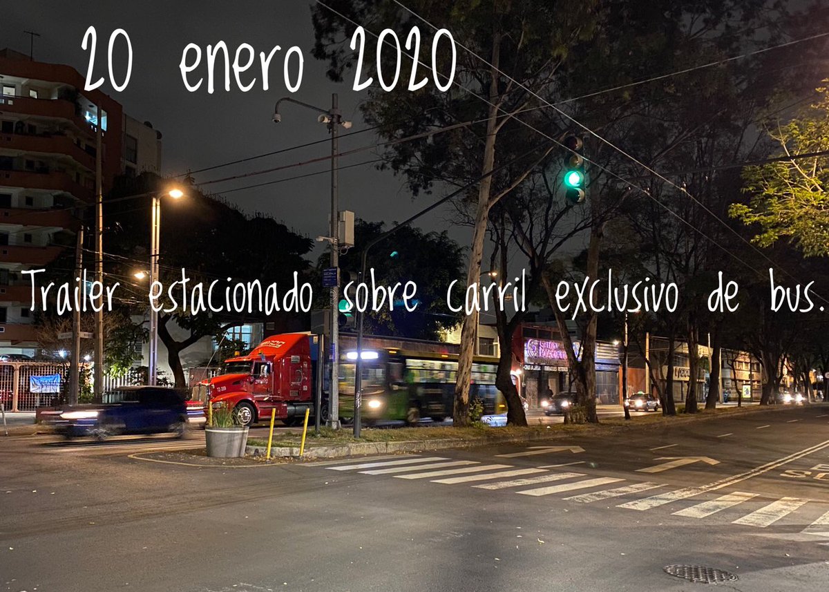 Barbariux_'s tweet photo. No importa cuando lean esto @UCS_GCDMX, trailers de @GrupoModelo_MX obstruyendo carril exclusivo de bus, bajo la omisión de los empleados @vromog @NubiaMarhe @Claudiashein @andreslajous.
Bien raro, que siempre en los mismos lugares, hasta parecen asignados. #MiniAlcalde https://t.co/CUnNmhdqBU