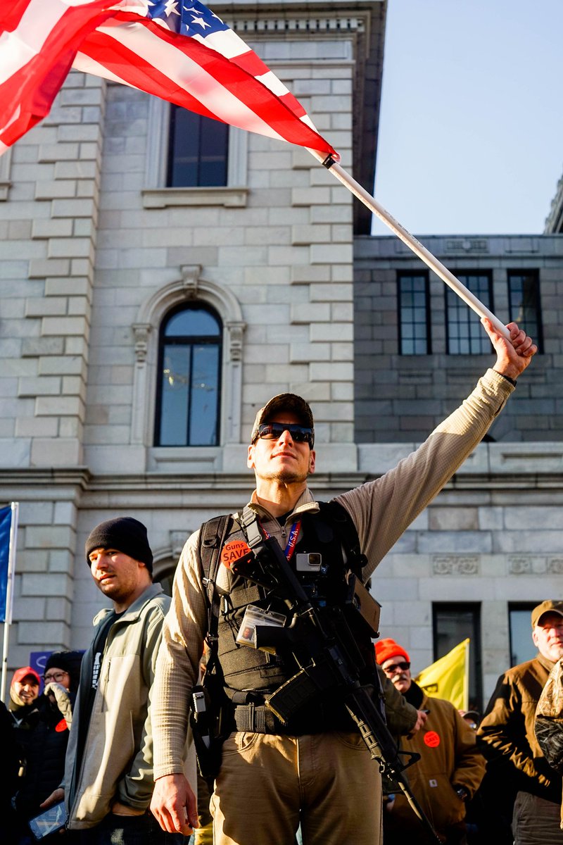 tristanlorei's tweet photo. today I participated in history at the Lobby Day rally in Richmond VA. people often tell me that photojournalism is a dead career. they're wrong because as long as there are things happening in the world, there will be a need for storytelling through photos https://t.co/4U0NqPyOU6