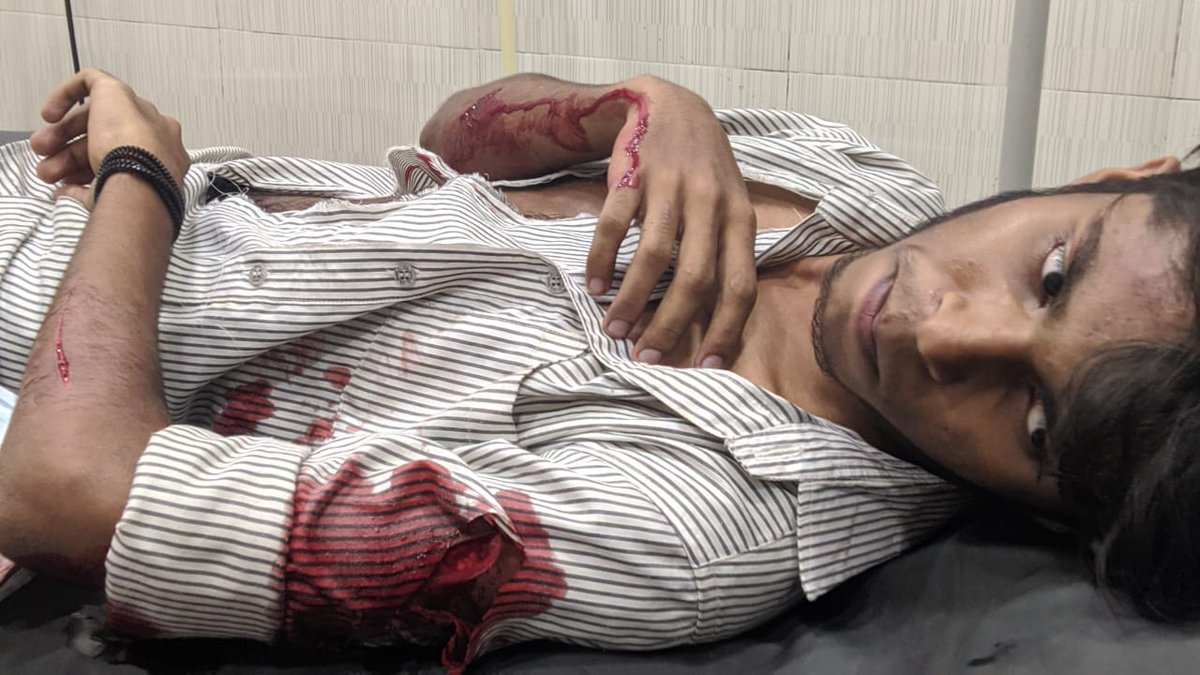 pankajpathak51's tweet photo. मैं रहूं या ना रहूं या देश रहना चाहिए और इस राष्ट्र की अस्मिता राष्ट्र की रक्षा के लिए हम वामपंथियों से लड़ते रहेंगे चाहे उसकी कीमत मेरी जान ही क्यों ना हो
#SFIattacksABVP https://t.co/2sQnPHa4Pf
