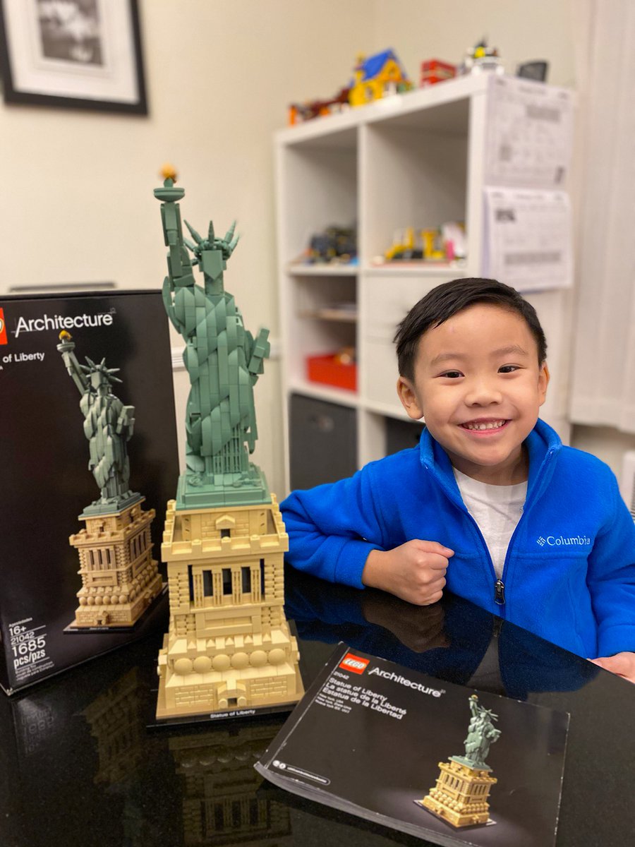 techwithcindy's tweet photo. My budding #masterlegobuilder ๐s history especially #StatueofLiberty @StatueEllisFdn and completed his first @LEGO_Group Architecture set all by himself! Heโs working on sketching the grounds of Liberty Island next! ๐ฝ https://t.co/JvwPT9M4h4